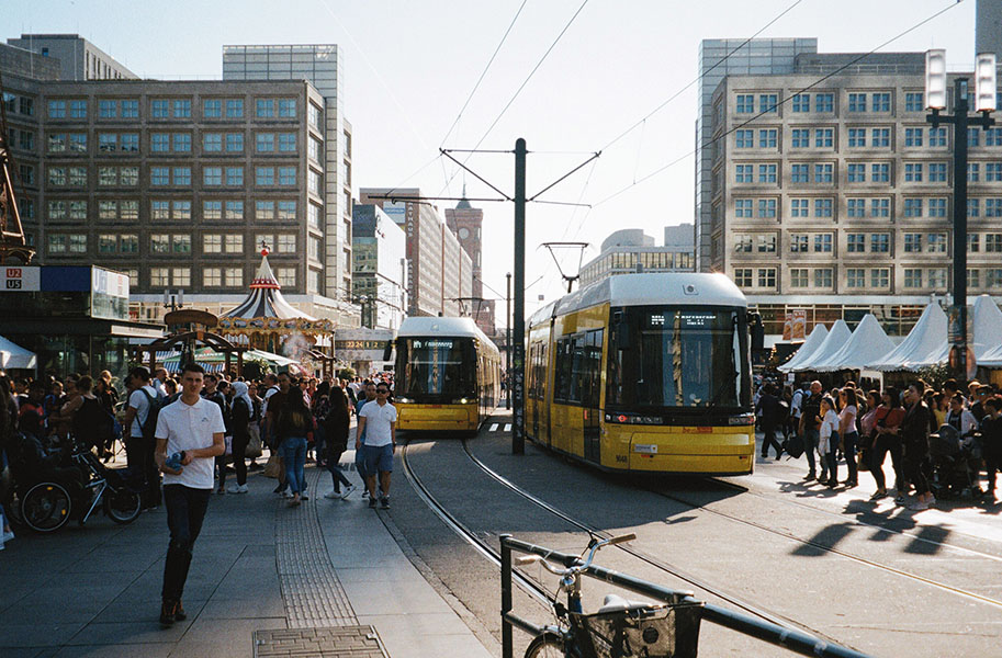 lichterwaldt lichterlow alexanderplatz